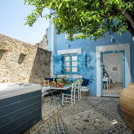 Traditional Villa With Jacuzzi & Terrace Mandarin Home Case de vacanță Koskinou (Rhodes)