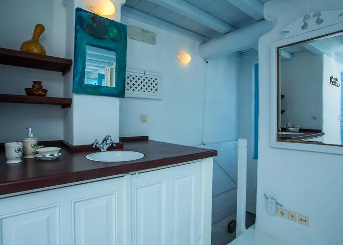 Case de vacanță Traditional Villa With Jacuzzi & Terrace Mandarin Home *