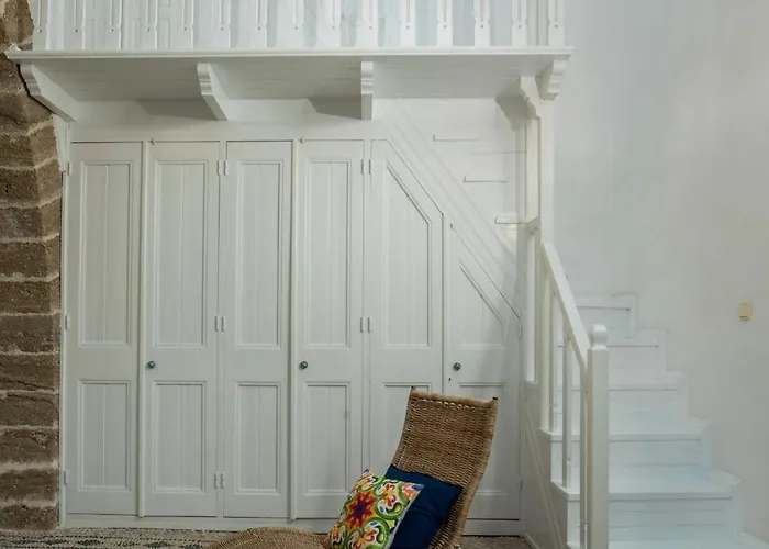 Traditional With Jacuzzi & Terrace Mandarin